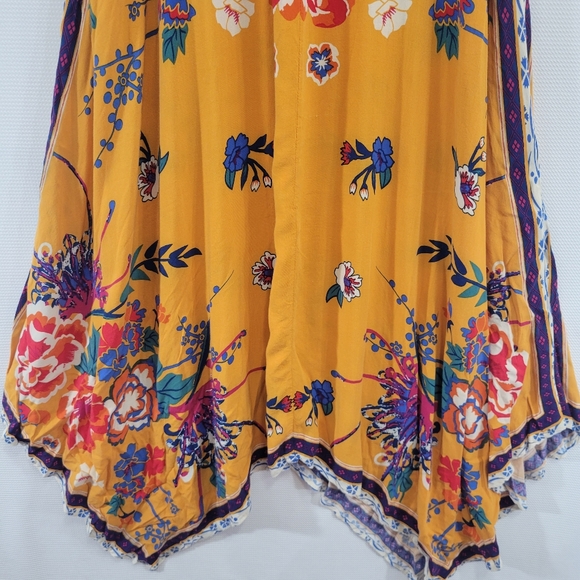 Jealous Tomato Soft Rayon Dress Medium - Picture 2 of 7